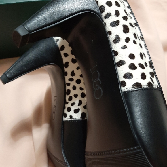 NWOT B & W Leather Pumps size 7 - Picture 8 of 12